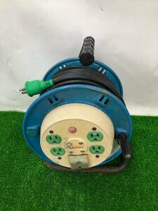 【中古品】makita マキタ コードリール A-31136 / ITAZYAGISXLO