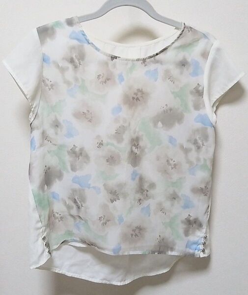 ページボーイ ノースリーブシャツ サイズ F 花柄 手芸用ボタン