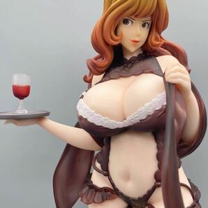 ルパン三世 峰不二子 リペイントフィギュア . Fujiko Mine 27㎝  (検 キャストオフ 完成品の画像1