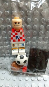 ルカ・モドリッチ ミニフィグ　LEGO互換　匿名配送　レゴブロック　modric　サッカー選手　スポーツ　送料無料　ヨーロッパ