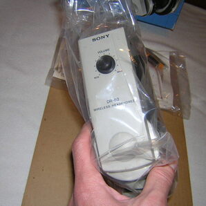⑥即決！昭和レトロ SONY ソニー DR-60 ワイヤレスヘッドフォン 未使用デッド品 ヘッドホンの画像6