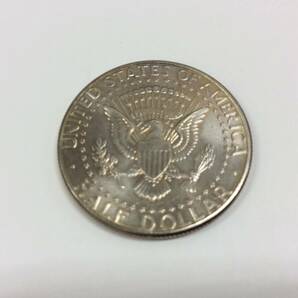 ■4792 古銭 外国銭 アメリカ ハーフダラー 硬貨 コイン LIBERTY HALF DOLLAR 1997年 ジョンFケネディ 11.3ｇの画像2