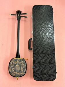 ! Okinawa sanshin Okinawa shamisen shamisen . lamp stringed instruments traditional Japanese musical instrument musical instruments 