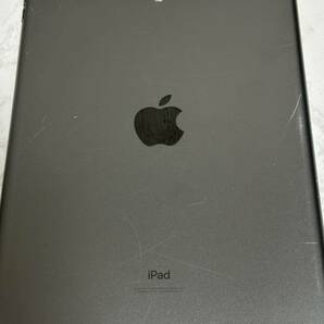 iPad 8世代 32GB Wi-Fiモデル スペースグレー sku03の画像2