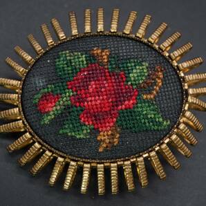 【1184】プチポワン プチポアン 刺繍 ヴィンテージ ビンテージ ブローチ アクセサリー TIAの画像2