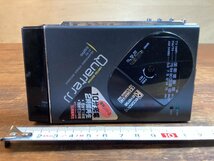 HH-8697■送料込■ SANYO JJ-R5 Quarter JJ サンヨー ポータブル カセット レコーダー プレイヤー 190g●単三電池による通電確認/くFUら_画像2