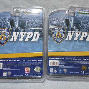 未開封未使用品 GREENLiGHT グリーンライト NYPD 1979 FORD F-250 & 1985 CHEVROLEET K-5 BLAZER 2台組の画像10