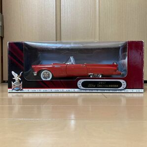 【箱付き】《1/18スケール》1957 Ford Thunde Bird DIE CAST METALコレクション　ミニカー 