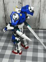 組済み ジャンク MG 1/100 ダブルオーガンダム セブンソード/G ガンダム00V戦記 ダブルオー 素組 完成品 バンダイ ガンプラ_画像3