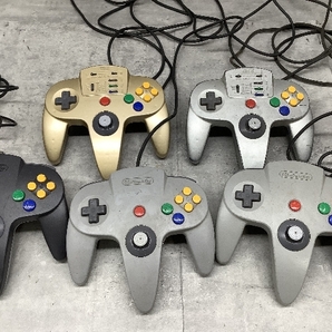 E3a NINTENDO64 N64 任天堂64 コントローラー ゲーム ブラック グレー ゴールド 現状品の画像2