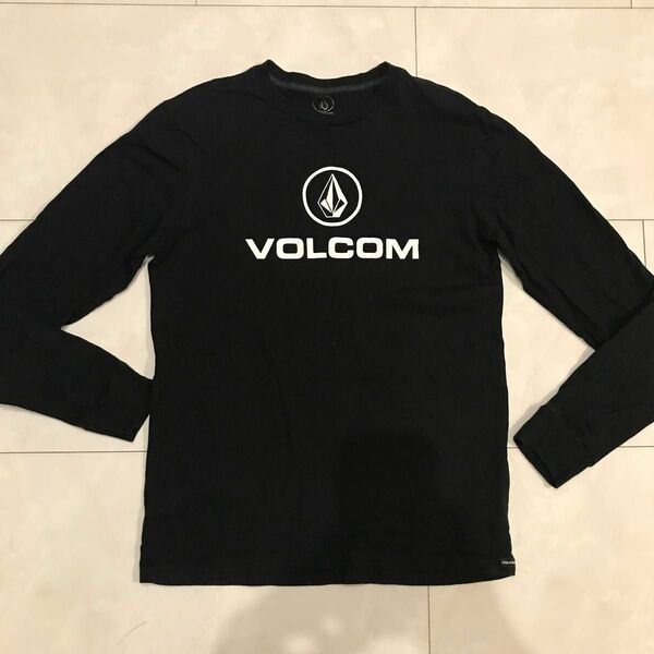 volcom ボルコム 長袖Tシャツ ロンTシャツ Mサイズ