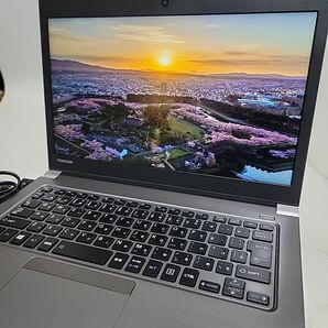 TOSHIBA dynabook R63/M Intel Core i5-8250U メモリ8.19GB SSD256.06GB