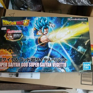 フィギュアライズスタンダード ドラゴンボール 超サイヤ人ゴッド超サイヤ人ベジット 