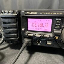 YAESU ヤエス FT-897 HF/VHF/UHF オールモードトランシーバー 専用内蔵型AC電源FP-30A アンテナチューナFC-30 八重洲 無線機 通電確認済み_画像2