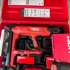 ヒルティ hilti 電気銃BX 3-L-22 充電式コンクリートネイラー　 充電器は大きい方