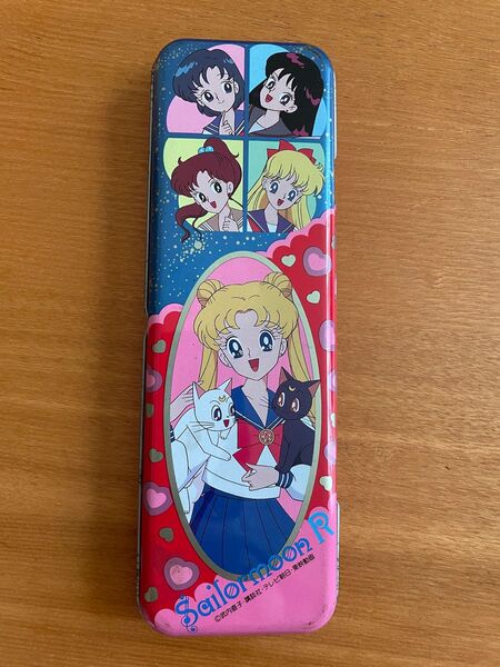 セーラームーンペンケース