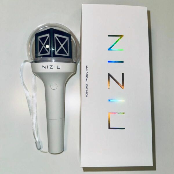 NiziU OFFICIAL LIGHT STICK