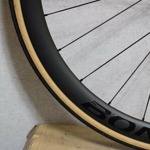 ○BONTRAGER ボントレガー AEOLUS PRO37 DISC シマノフリー 11s対応 クリンチャー チューブレス カーボンホイールセット 美品の画像6