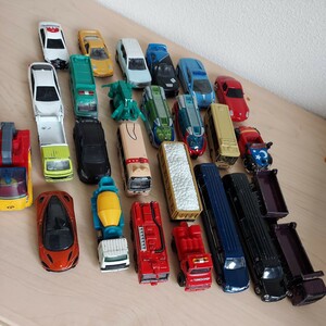 トミカ TOMICA パトカー 救急車 バス　ジャンク 傷だらけ まとめて ロングトミカ 外車