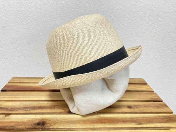 【極美品!!】 Borsalino ボルサリーノ 麦わら帽子 帽子 ハット Sサイズ イタリア製 リボン パナマハット ボウラーハット レディースにも