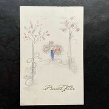 ピーターセン Hannes Petersen ★ フランス アンティーク ヴィンテージ ポストカード Bonne Fete お祝い 子供 男の子 花束 薔薇 絵葉書_画像1