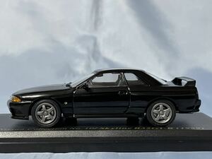 アシェット 日産コレクション　　スカイライン　GT-R R32GT-R 1989年　　黒　　1/43