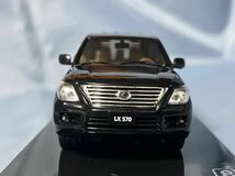 イクソ製　　レクサス　LX 570 (2009年) 黒　　　　　　1/43_画像4