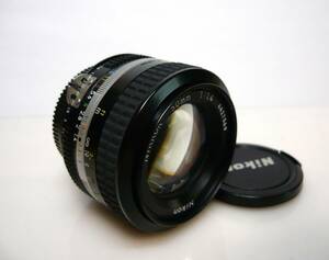 ★Nikon(ニコン)◆ NIKKOR 50mm 1:1.4 Ai ■実用・良品