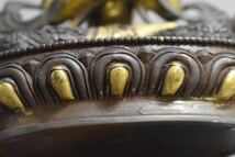 【英】A1024 時代 銅チベット仏 仏教美術 銅製 銅器 仏像 佛 置物 骨董品 美術品 古美術 時代品 古玩_画像10