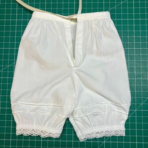 ビスクドール ５０センチ前後用 ドロワーズ 後ろ開きタイプ 下着 ハンドメイド／お人形用 パンツ 服 アンダーパンツ ズボンの画像5