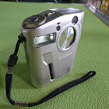 FUJIFILM FinePix 1700Z デジタルカメラ 現状販売品 ジャンク品_画像1