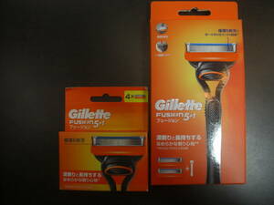 ☆ ジレット　Gillette 5+1枚刃　フュージョン (ホルダー (刃2個付き)+ 替刃4コ) 　 カミソリ 髭剃り