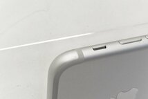 白ロム SIMフリー au SIMロック解除済 Apple iPhone7 32GB iOS15.8.2 Silver NNCF2J/A 初期化済 【m023064】_画像3