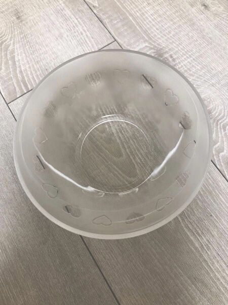 ハローキティちゃん透明ボウル型お皿