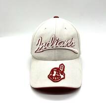 【90s〜】MLB インディアンス 刺繍ロゴキャップ 6パネル ベルクロバック メジャーリーグ オフィシャル当時物 ヴィンテージキャップ 帽子_画像1