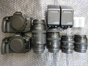 ★作動品★Ｃａｎｏｎ　EOS　650★　空シャッターＯＫ！　本体×２　レンズ×４　ストロボ×２　新品フィルム×２セット！