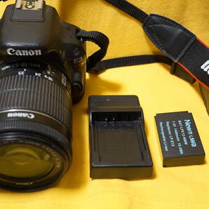 【動作確認済】Canon EOS Kiss X7 EF-S 18-55mm f3.5-5.6 IS STM 互換バッテリー+充電器 セット【1円出品】の画像1