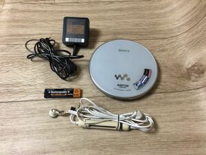 中古 SONY ソニー CDウォークマン D-NE730 / 2007年製 / CD動作確認済み/現状品