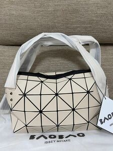 BAO BAO ISSEY MIYAKE BOSTON バオバオ バンドバッグ　アイボリー