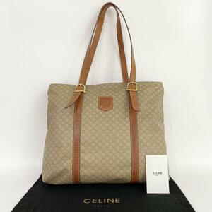 《大特価！》 CELINE セリーヌ トートバッグ マカダム トリオンフ レザー ベージュ 1-27468