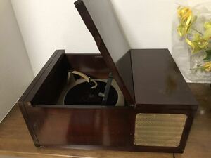  record player model 9052 AC CURRENT ONLY