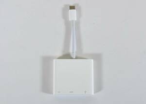 Apple USB-C Digital AV Multiport アダプタ / Model A2119 