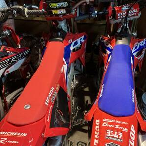 黒 オフロードバイク ノンスリップ シートカバー モトクロス エンデューロ CRF250L WR250R セロー225 トリッカー YZ KLX250 KLX125 KLX230の画像3