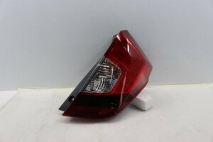 美品/破損無　フィット　GK3　テールライト　右　右側　スタンレー　W1696G　LED　ASSY　打刻 J0　33500-T5A-J02　314515