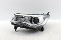 美品/破損無　デイズ　B21W　eKカスタム　B11W　ヘッドライト　左　左側　助手席　キセノン　HID　スタンレー　W1048　314684_画像1