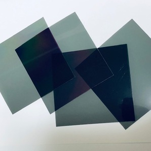 スモーク（無色）偏光板 (125 x 125 mm) 2枚（接着材無し）の画像2