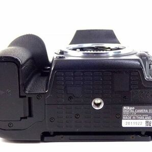 送料無料!! Nikon D7500 ニコン ボディ 完動 美品 人気 DX APS-C シャッター13回のみ デジタル 一眼レフ カメラ 箱入 DSLR Digital Cameraの画像8