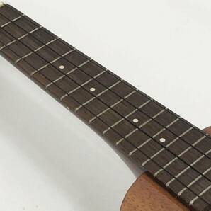 KAMAKA カマカ ウクレレ Handcrafted Since 1916 HANOLULU HAWAI USA ukulele ハードケース付き 現状品 AD033120の画像4