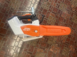 スチール STIHL バッテリートップハンドルソー チェンソー 25CM　未使用 MSA161T バッテリー 充電器付き