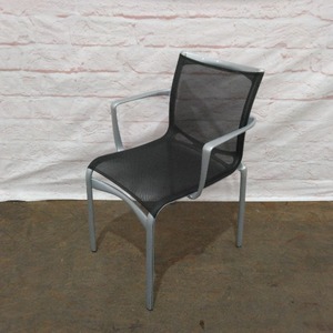 Cassina IXC обработка использовал Cassinna псевдоним Arias Sacking Staking Chair High Flame Arm Chair Black Meeting Chair